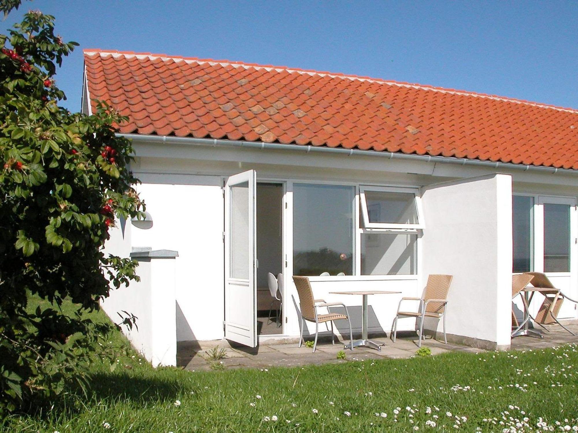 2 Person Holiday Home In Allinge ภายนอก รูปภาพ